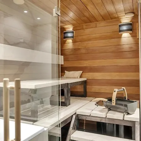 Kais Sauna, Jacuzzi, Cinema And Balcony House! Location Apartamento *