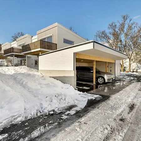 Kais & Cinema House & Modern דירה טרומסה